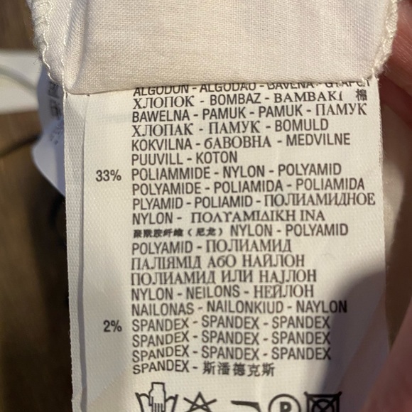 NWOT gorgeous belted top - Picture 8 of 9